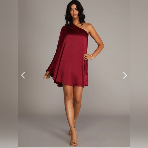 One shoulder crepe dress - Picture 2 of 4